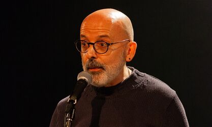 Pt. II: Outside, in the Laneway, under the Stars (Pt. I: Outside, in the Laneway, under the Stars (Pt. II: Venku na silnici, pod hvězdami)